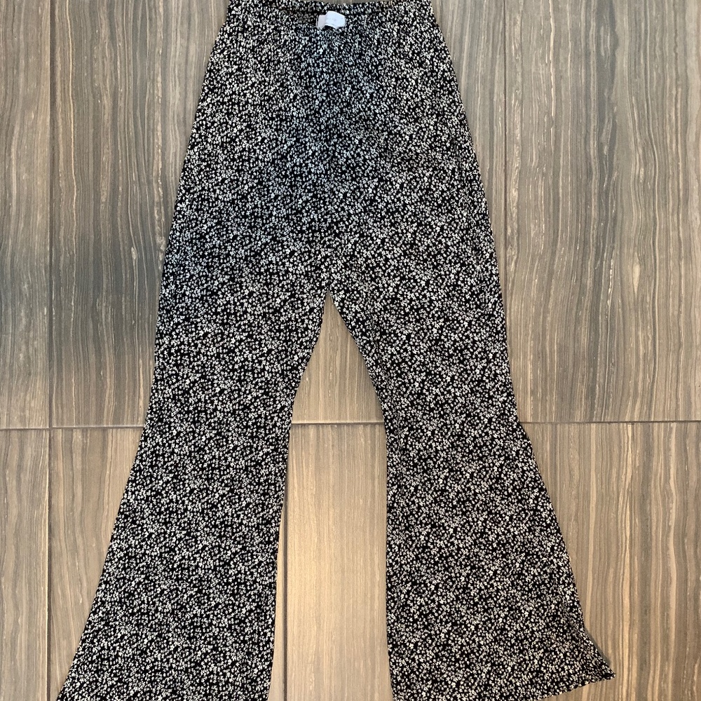 EUC!!! OAK + FORT Floral Print Stretch Flare Pants